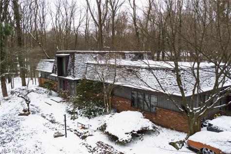 50 Redfern Drive Youngstown OH 44505