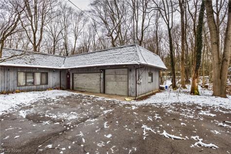50 Redfern Drive Youngstown OH 44505