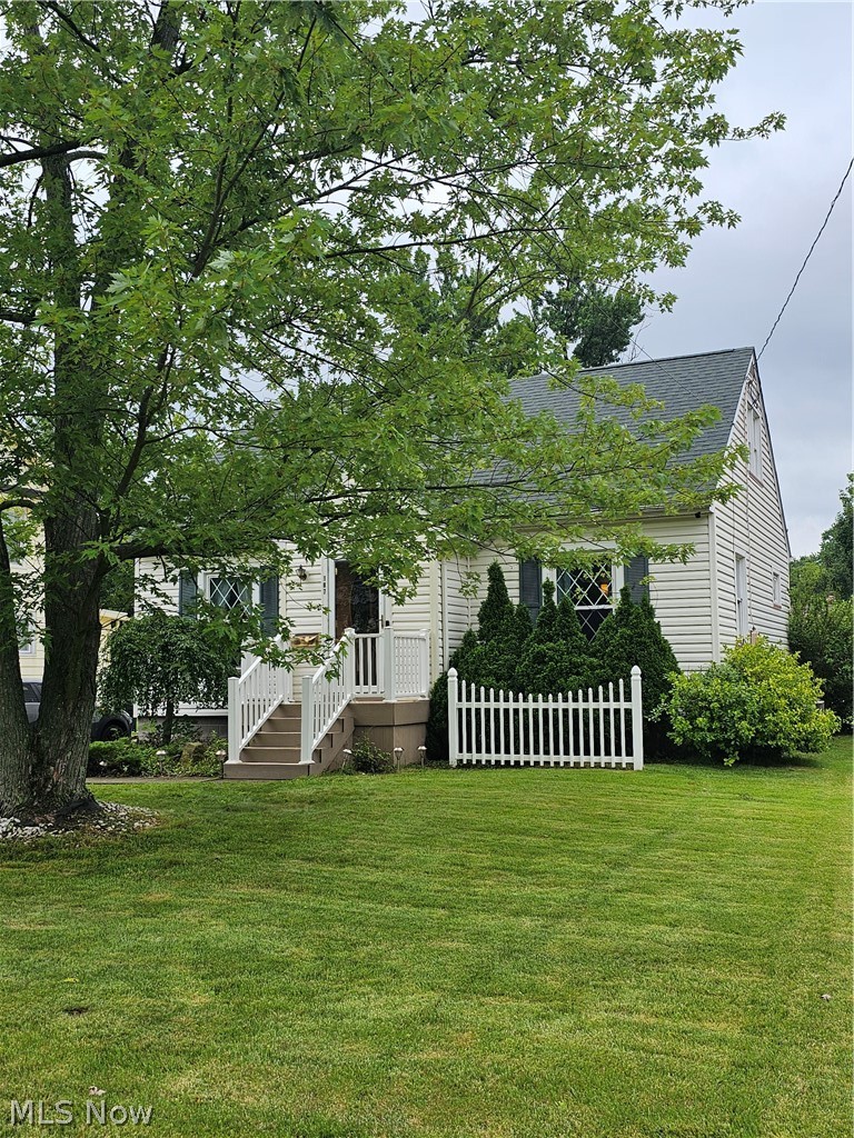 187 Trumbull Avenue SE Warren OH 44483
