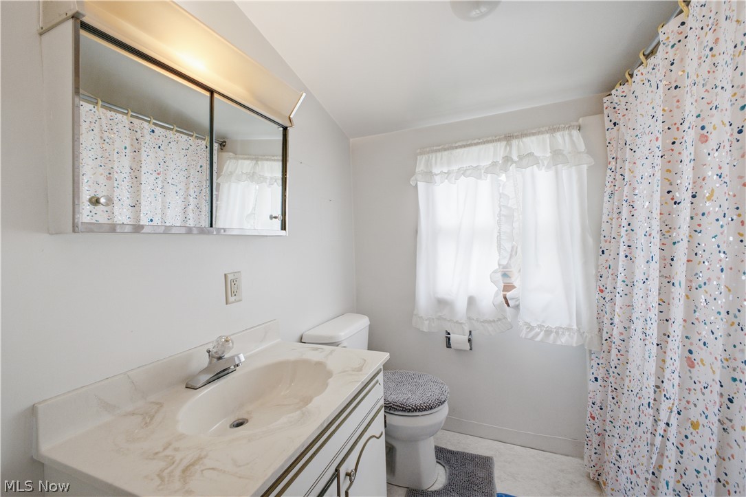 187 Trumbull Avenue SE Warren OH 44483