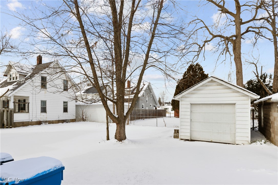 1116 W 8th Street Lorain OH 44052