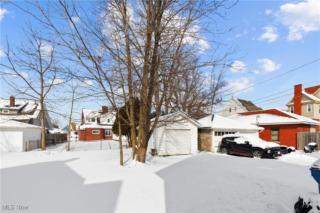 1116 W 8th Street Lorain OH 44052