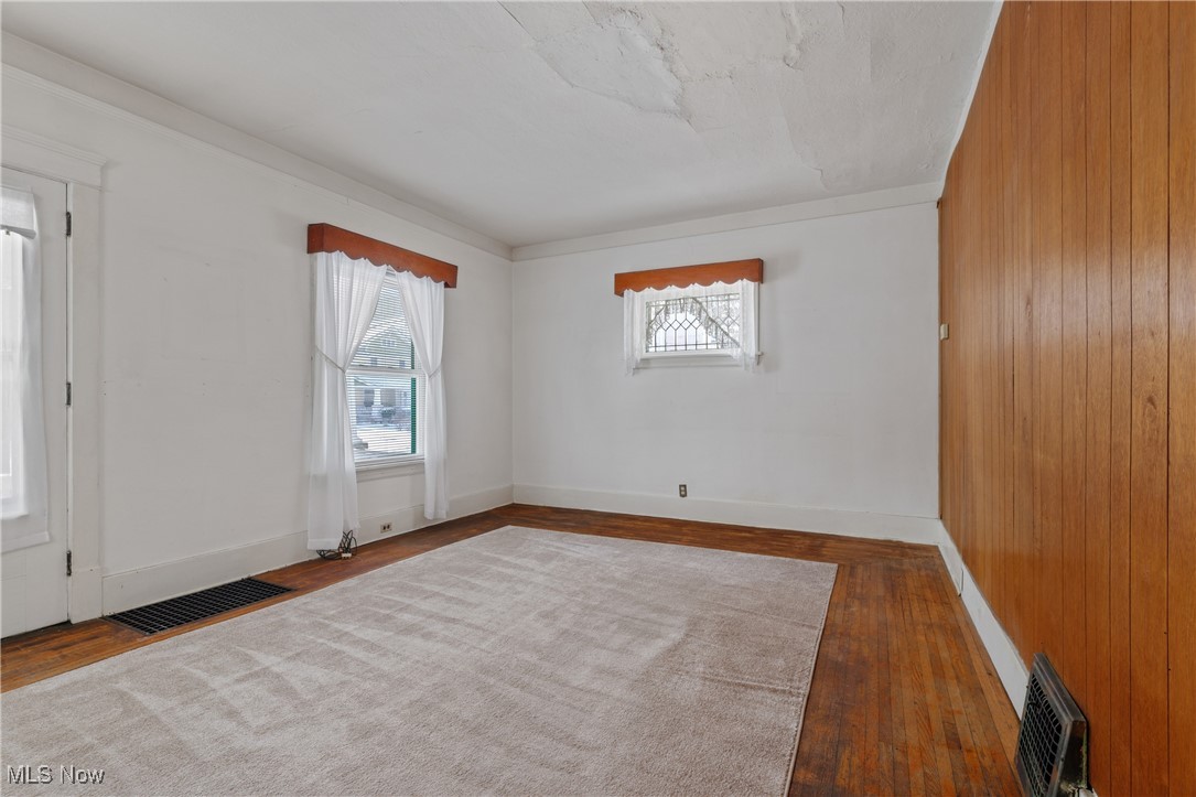 1116 W 8th Street Lorain OH 44052