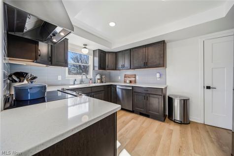 2353 Charney Road University Heights OH 44118