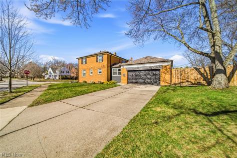 2353 Charney Road University Heights OH 44118