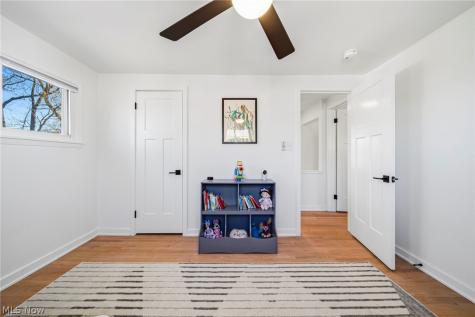 2353 Charney Road University Heights OH 44118