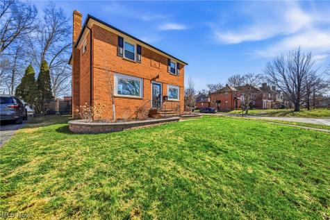 2353 Charney Road University Heights OH 44118