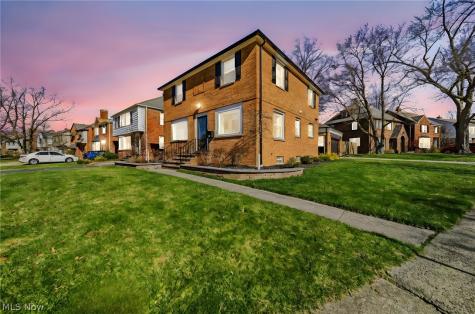 2353 Charney Road University Heights OH 44118