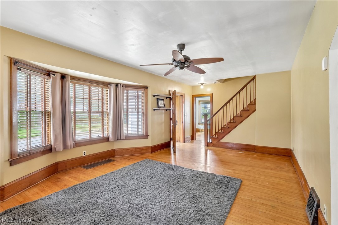 403 E Baird Avenue Barberton OH 44203