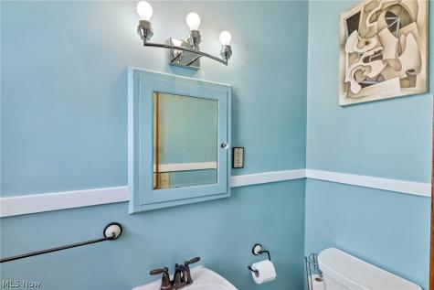 403 E Baird Avenue Barberton OH 44203