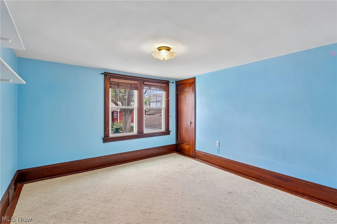 403 E Baird Avenue Barberton OH 44203