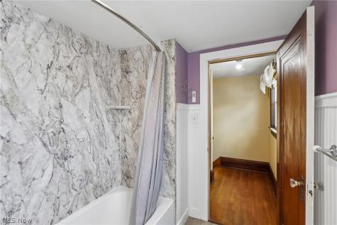 403 E Baird Avenue Barberton OH 44203