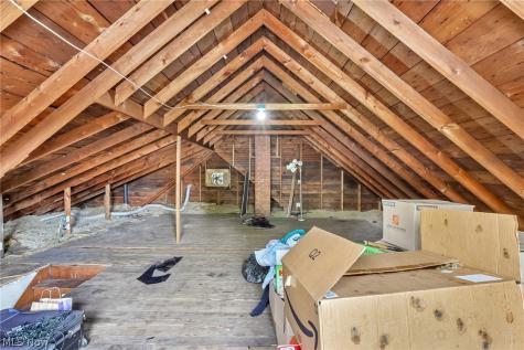 403 E Baird Avenue Barberton OH 44203