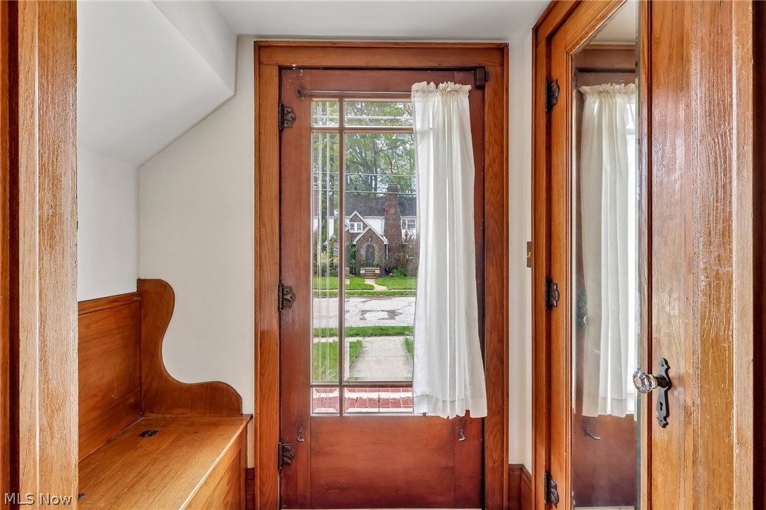 403 E Baird Avenue Barberton OH 44203