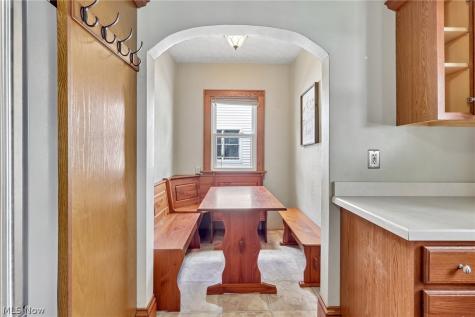 403 E Baird Avenue Barberton OH 44203