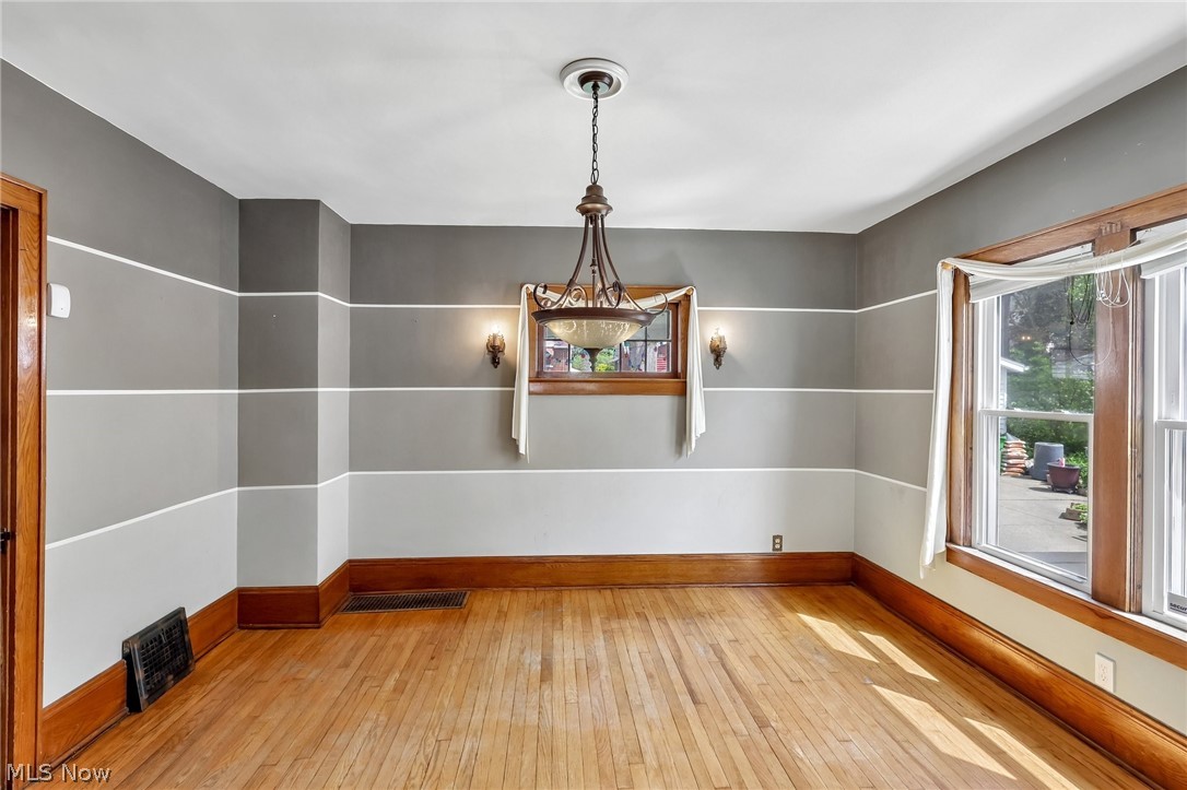 403 E Baird Avenue Barberton OH 44203