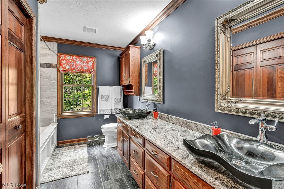 6900 Deerfield Avenue NW Canal Fulton OH 44614