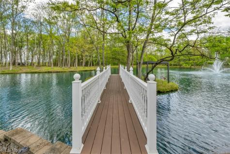 6900 Deerfield Avenue NW Canal Fulton OH 44614