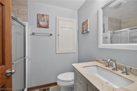 1246 Applegrove Street NE Canton OH 44721