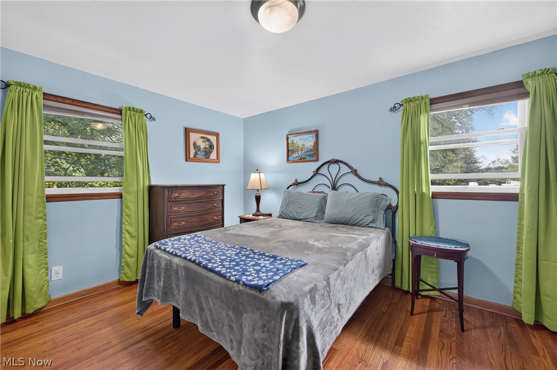 1246 Applegrove Street NE Canton OH 44721
