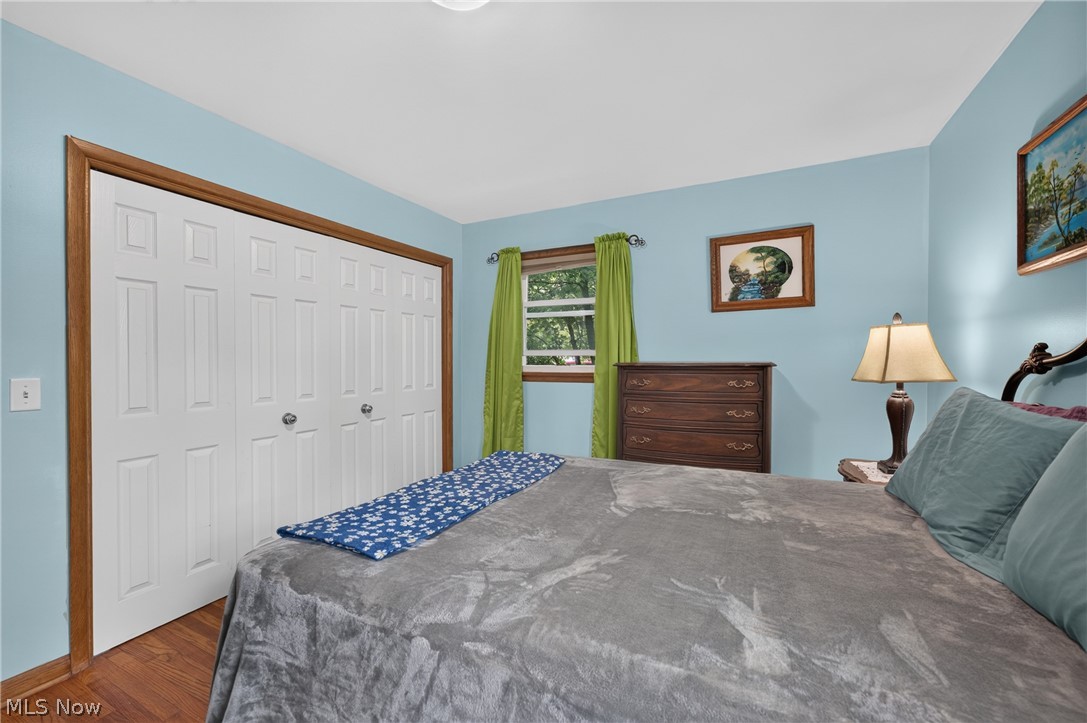 1246 Applegrove Street NE Canton OH 44721