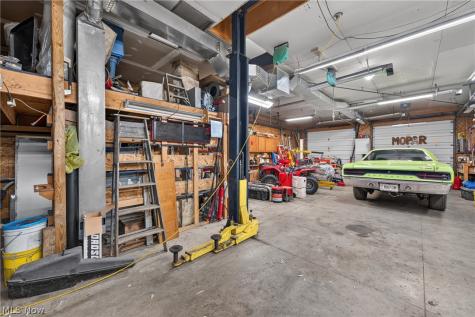 1246 Applegrove Street NE Canton OH 44721
