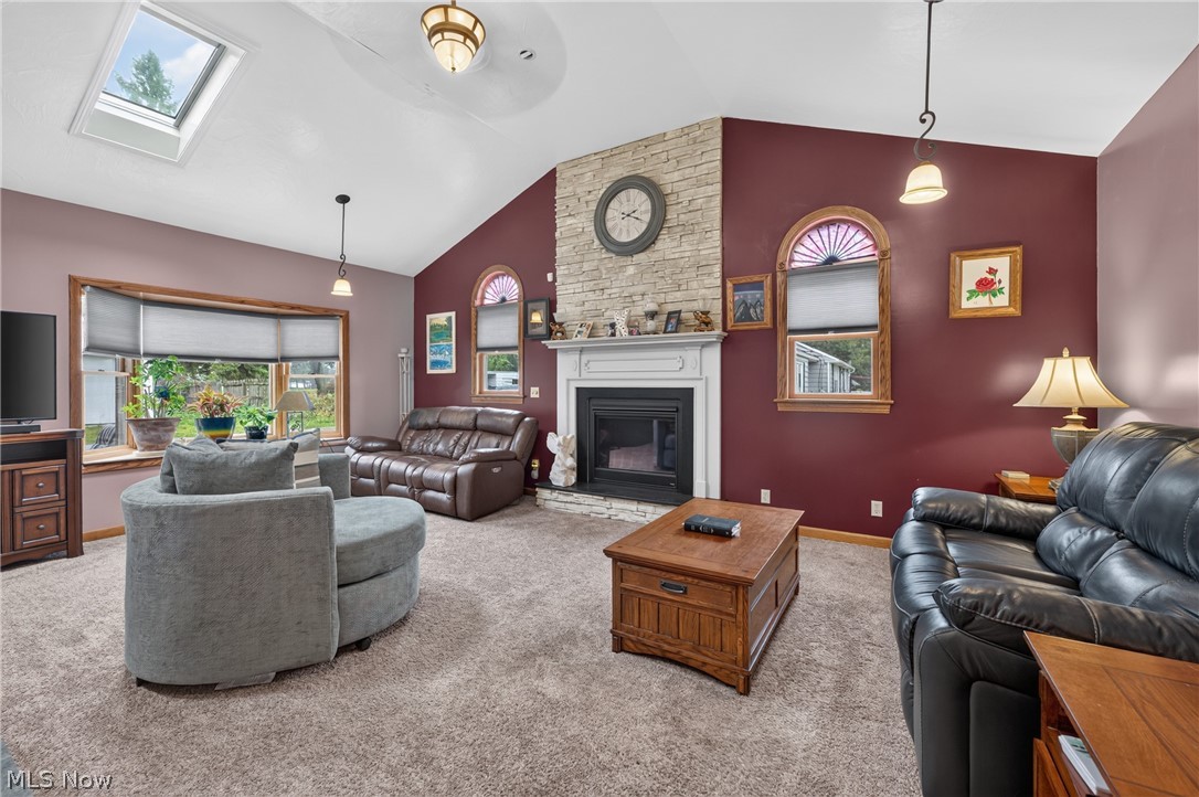 1246 Applegrove Street NE Canton OH 44721