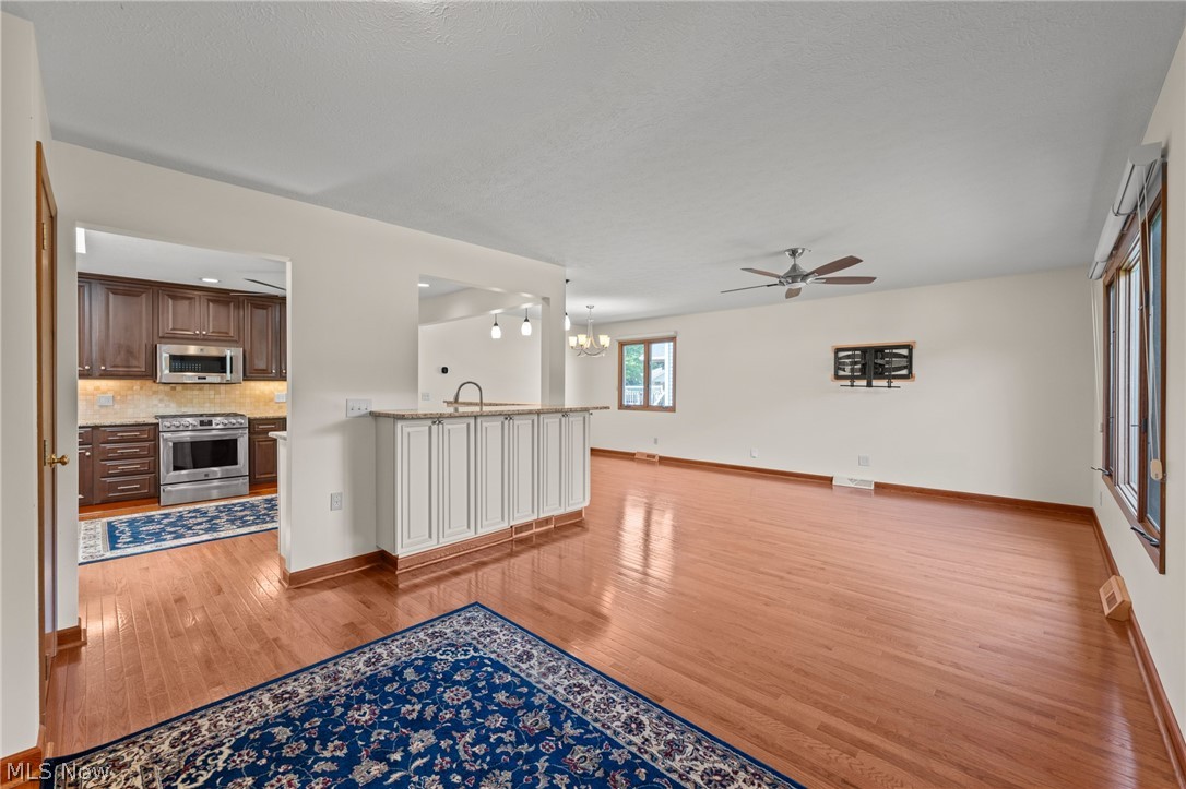 6294 Old Virginia Lane Parma Heights OH 44130