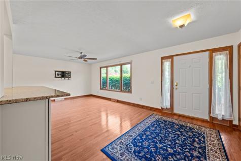 6294 Old Virginia Lane Parma Heights OH 44130