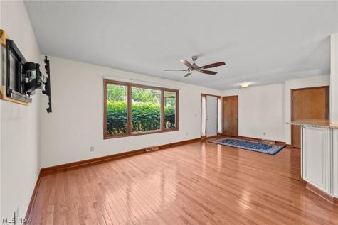 6294 Old Virginia Lane Parma Heights OH 44130
