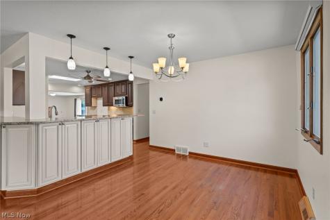6294 Old Virginia Lane Parma Heights OH 44130