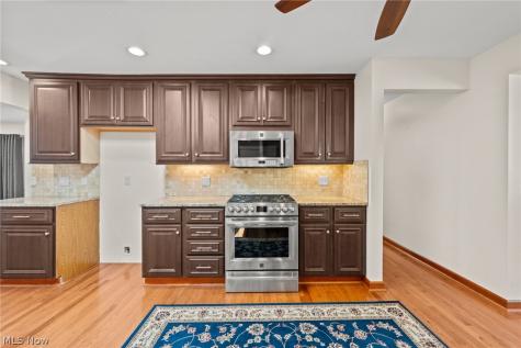 6294 Old Virginia Lane Parma Heights OH 44130