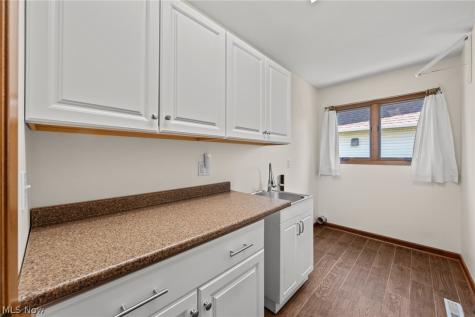 6294 Old Virginia Lane Parma Heights OH 44130