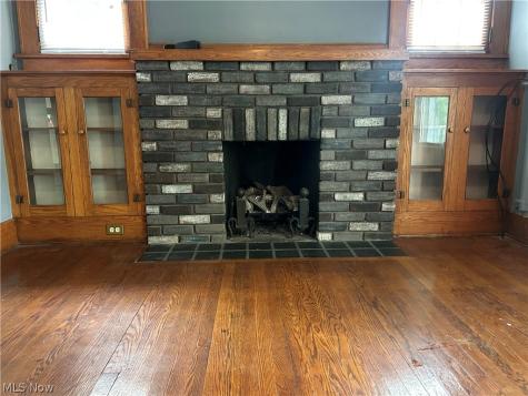 153 W Burns Avenue Akron OH 44310
