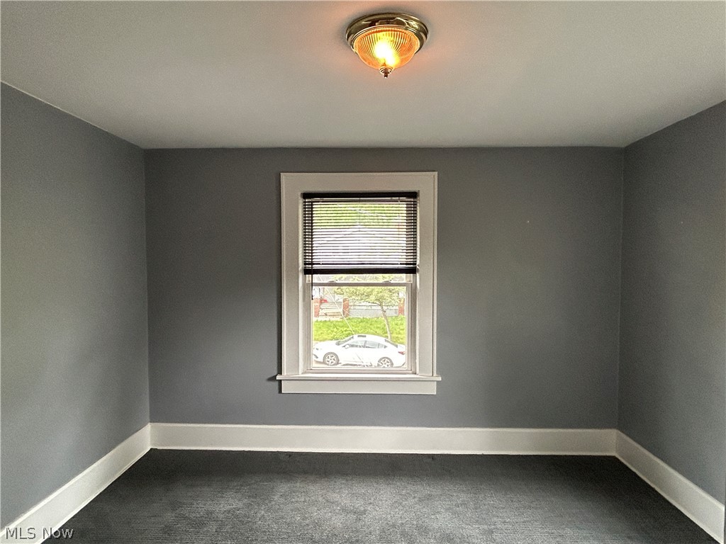 153 W Burns Avenue Akron OH 44310