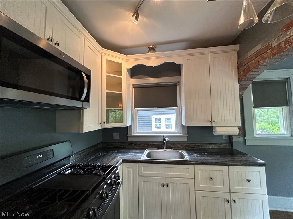 153 W Burns Avenue Akron OH 44310