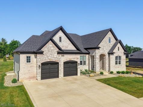 336 Arboretum Court Fairlawn OH 44304