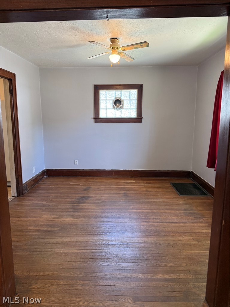1821 Marks Avenue Akron OH 44305