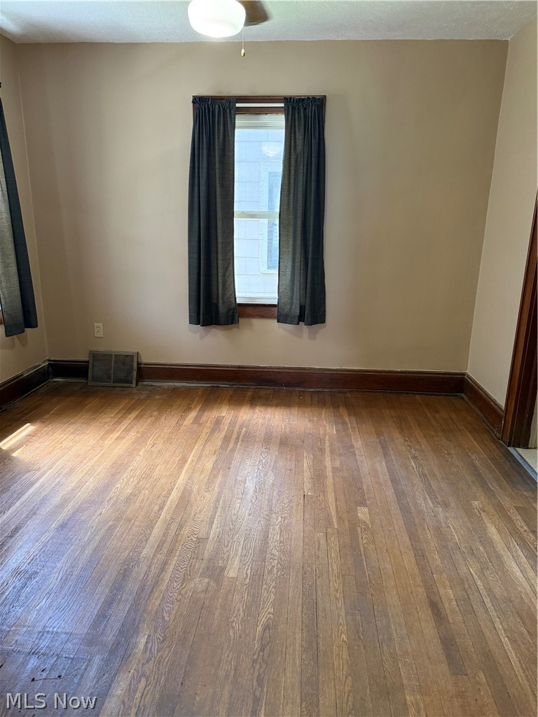 1821 Marks Avenue Akron OH 44305