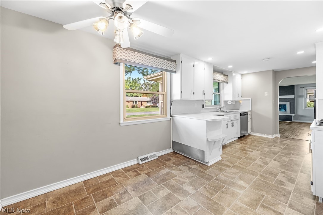 13471 Kauffman Avenue Sterling OH 44276