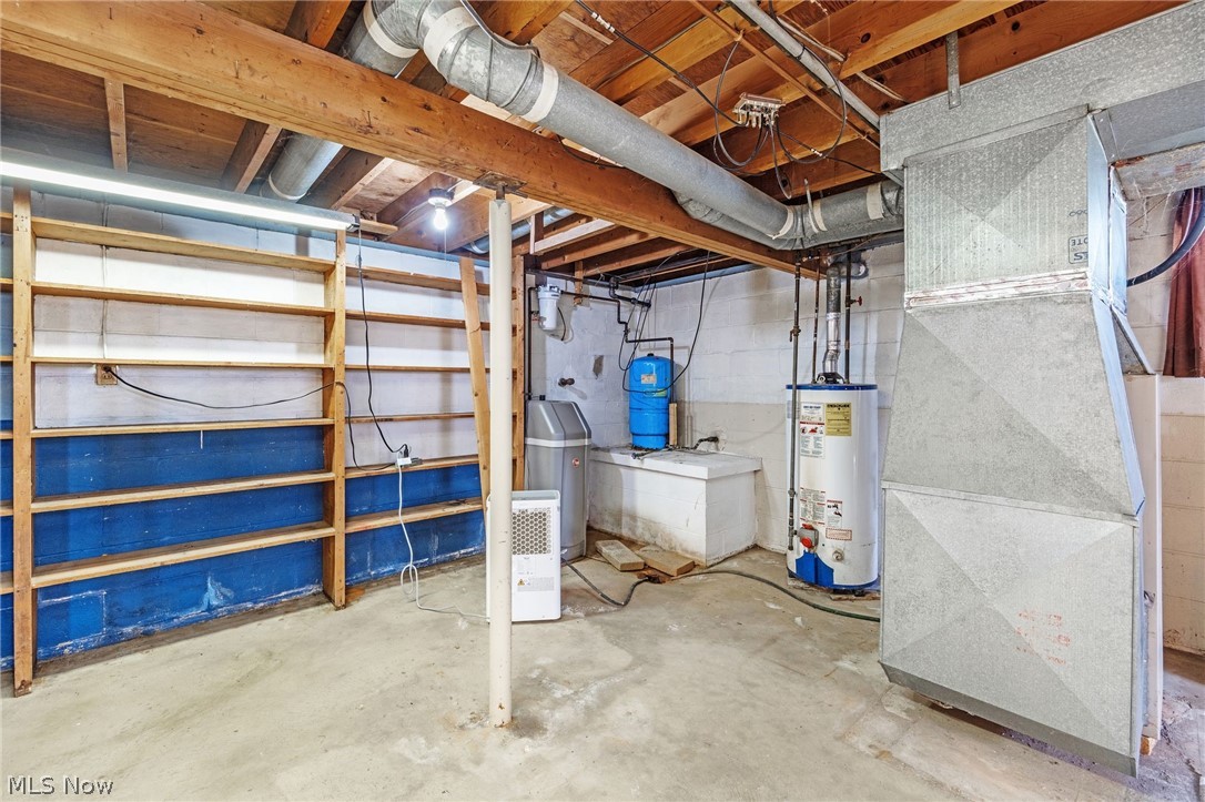 13471 Kauffman Avenue Sterling OH 44276