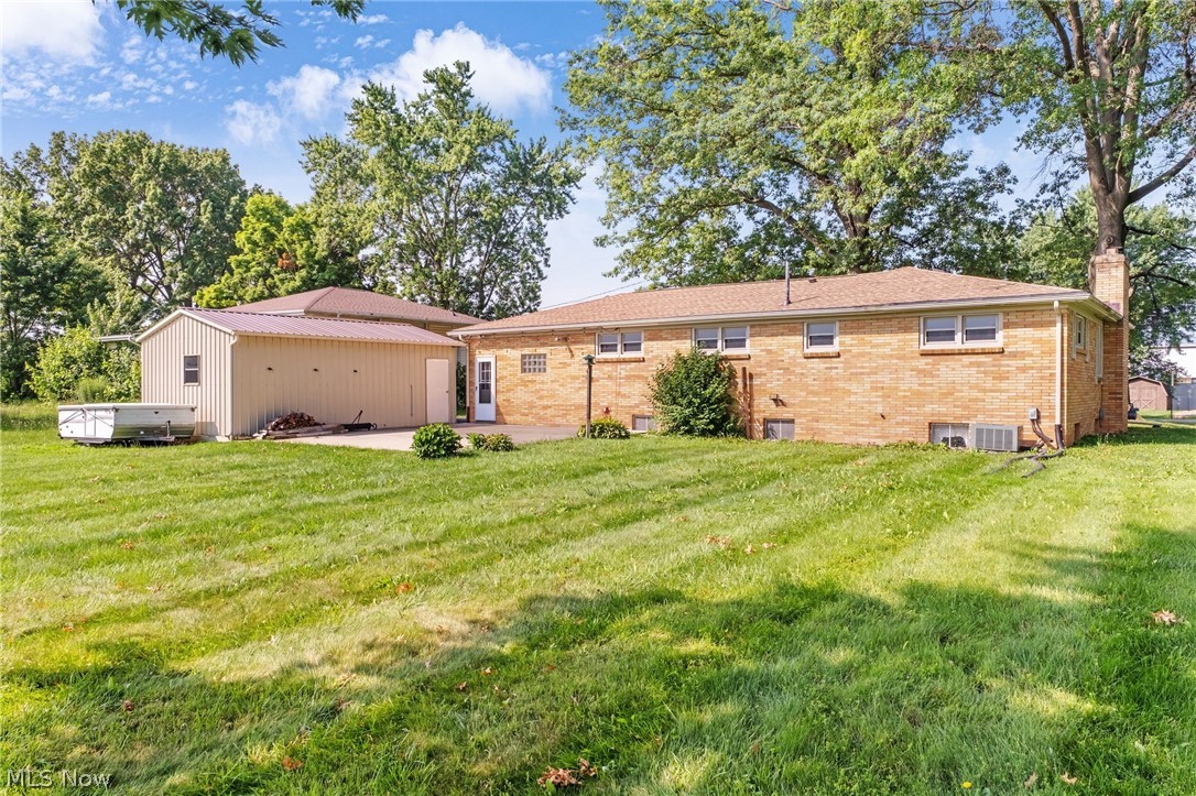 13471 Kauffman Avenue Sterling OH 44276