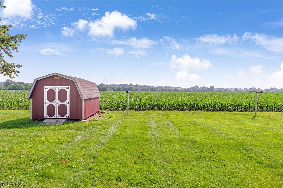 13471 Kauffman Avenue Sterling OH 44276