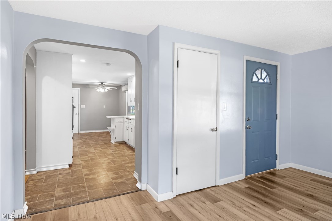 13471 Kauffman Avenue Sterling OH 44276
