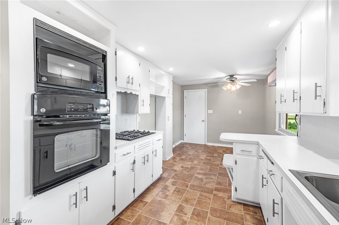 13471 Kauffman Avenue Sterling OH 44276