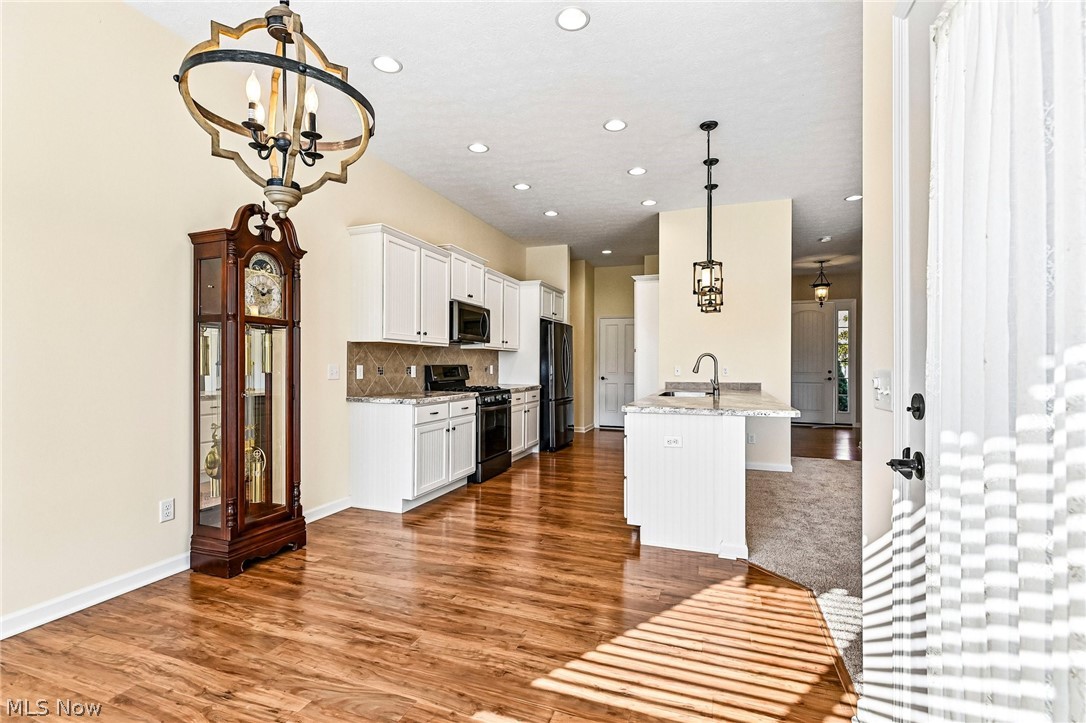 410 Kestrel Way Amherst OH 44001