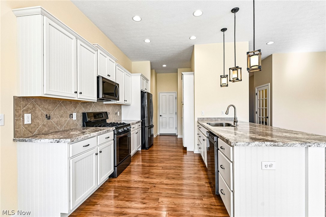 410 Kestrel Way Amherst OH 44001