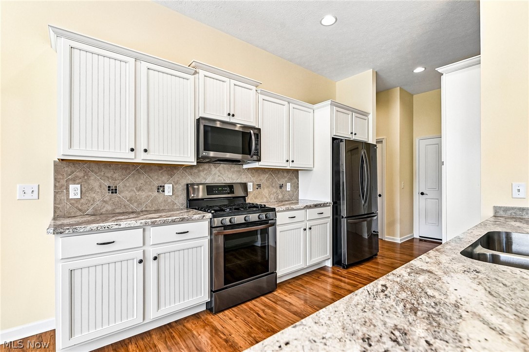 410 Kestrel Way Amherst OH 44001