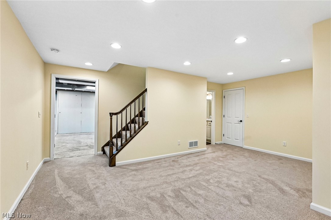 410 Kestrel Way Amherst OH 44001