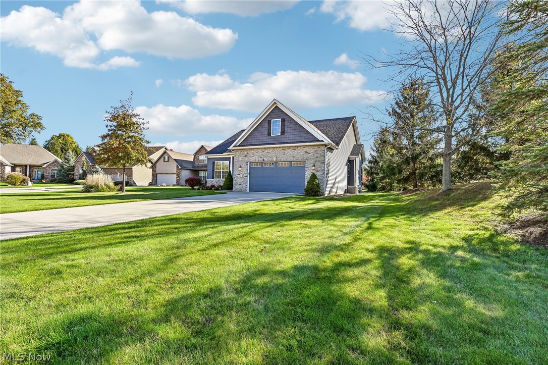 410 Kestrel Way Amherst OH 44001